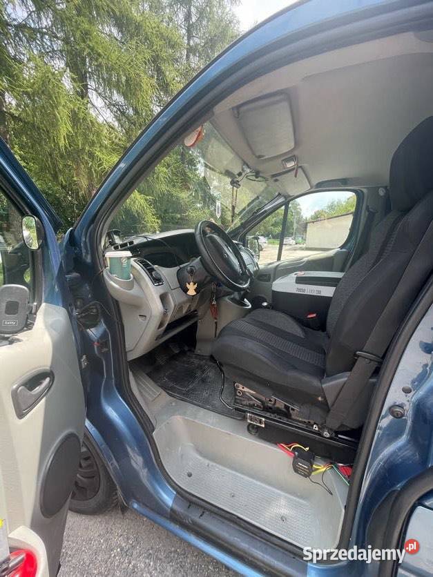 Renault Trafic 2006 19 diesel 7miejscowy diesel