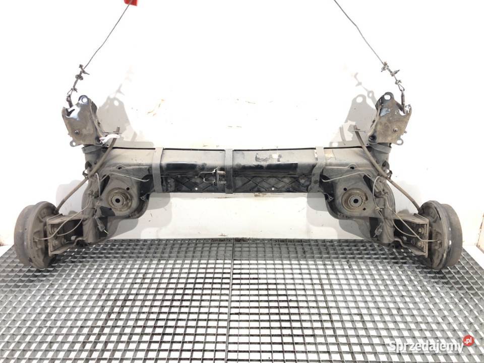 BELKA TYŁ DACIA DUSTER Hatchback TYLNA