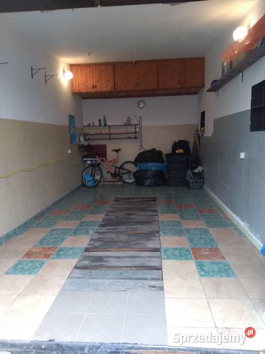 Sprzedam garaż Łęczna