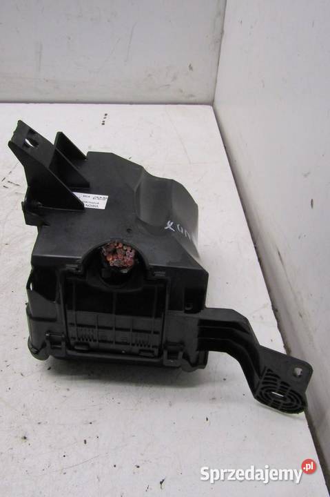 SKRZYNKA BEZPIECZNIKÓW 12 TURBO OPEL CROSSLAND X sprzedam