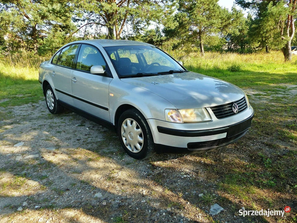 Volkswagen Passat 18iCOMFORTLINEClimatronicPełna ABS wielkopolskie Piła