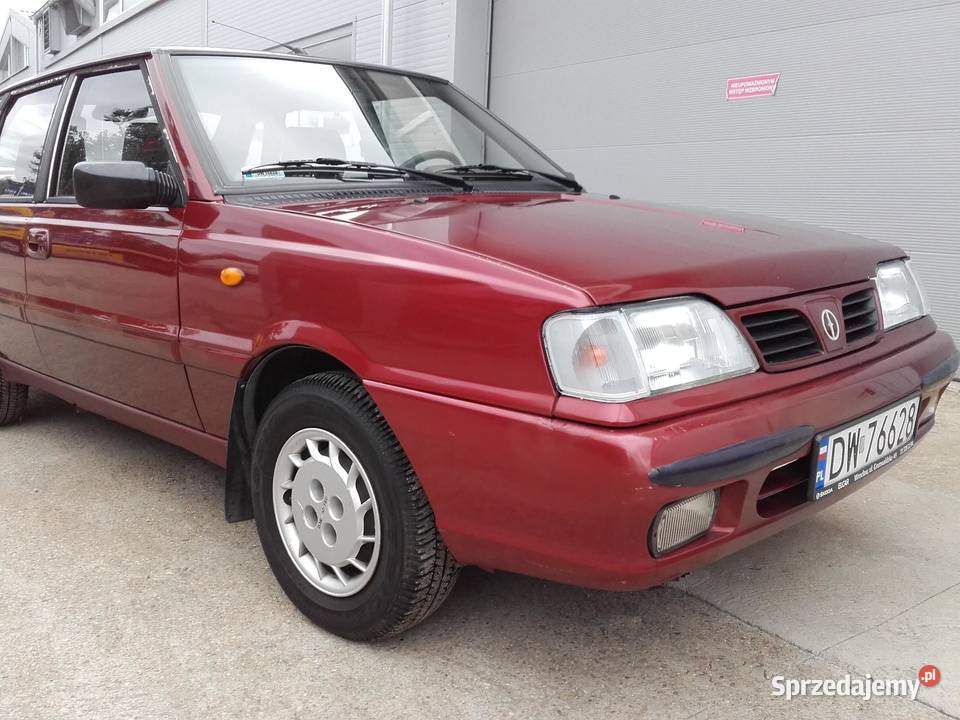 POLONEZ ATU PLUS 16GSI 60 zadbany oryginał Rok produkcji 2001 Motoryzacja