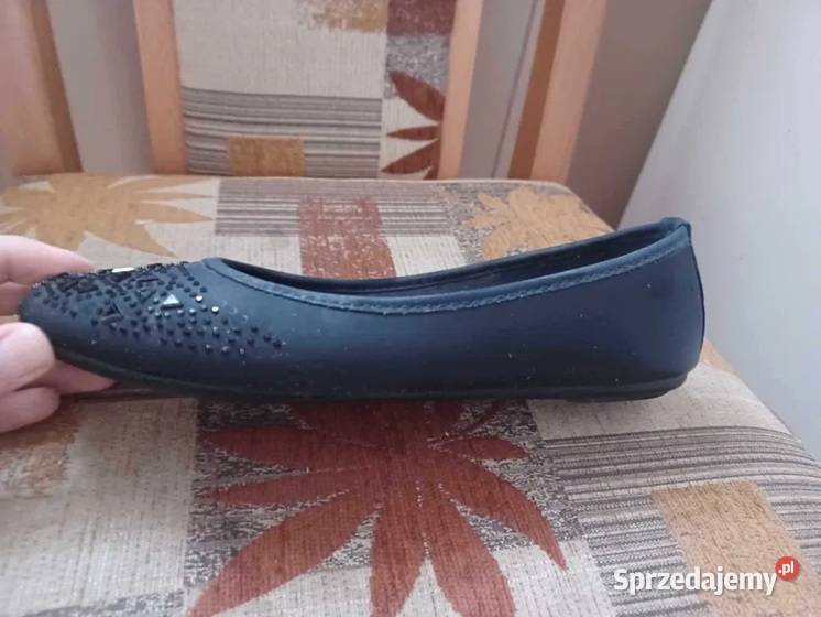 Śliczne wygodne granatowe baleriny damskie
