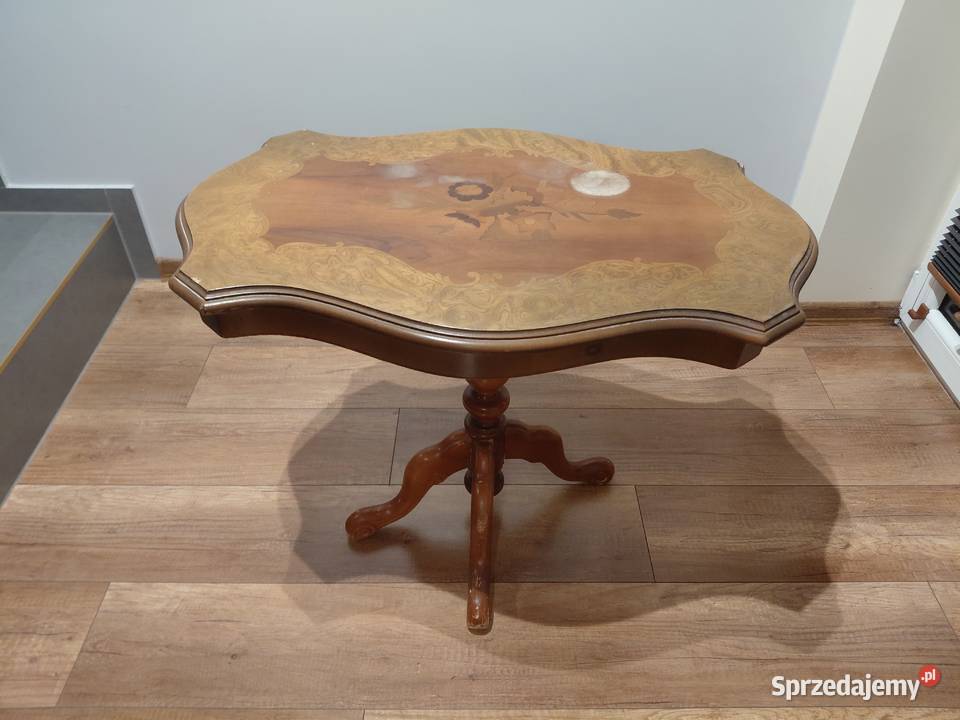 Stylowy stolik kawowy z intarsją 241 kujawsko-pomorskie Byczyna