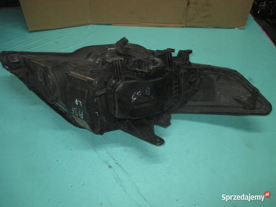 FORD MONDEO MK4 IV 10r lampa lewa przód ANGLIK osobowe