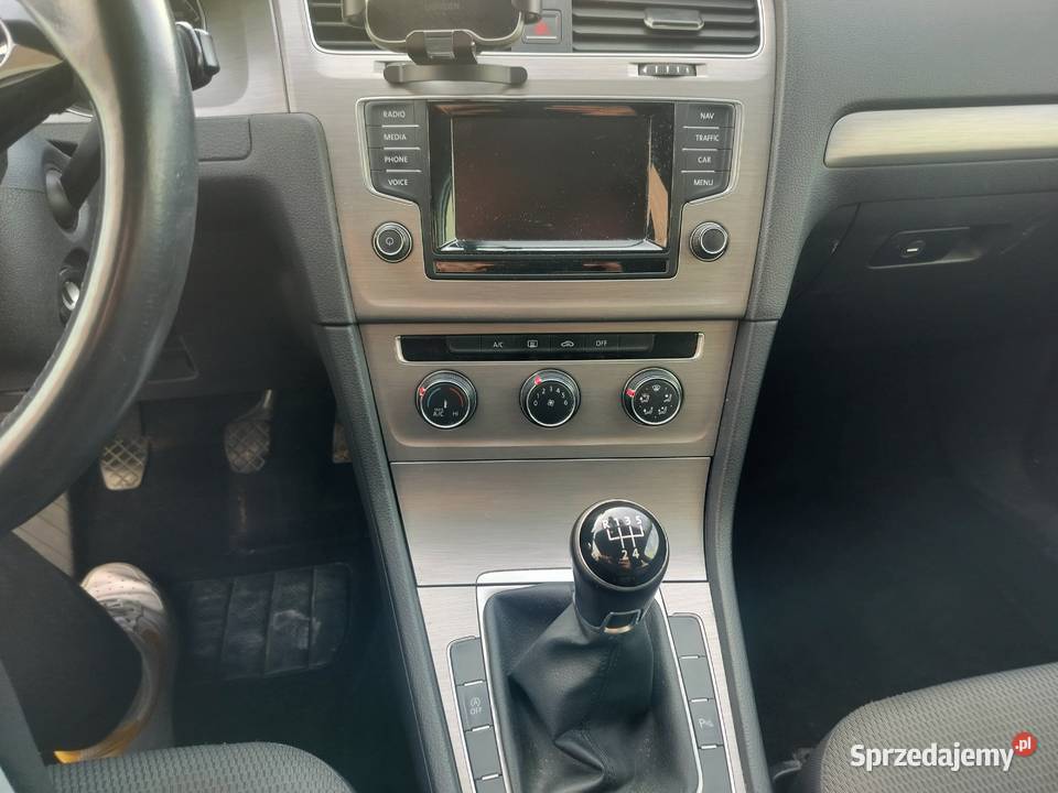 VW Golf 7 kombi salon czujnik parkowania Nasutów