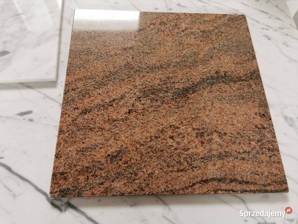 Płytki Granitowe Multicolor Red 305x305x1 Poskwitów