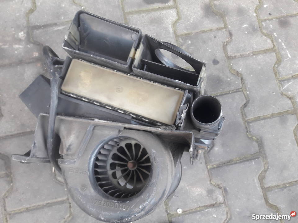NAGRZEWNICA Panel nawiewu mercedes 711 811 714