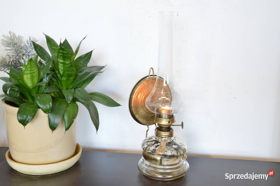 piękna lampa naftowa wisząca stojąca z Jastrzębie-Zdrój