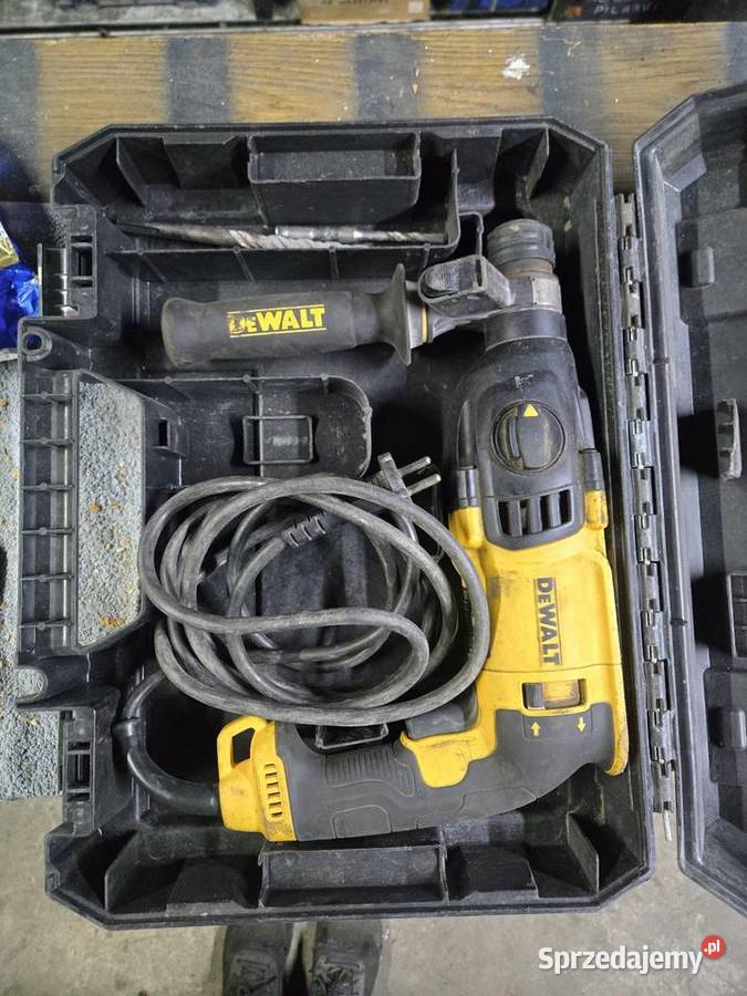 Młotowiertarka DEWALT 800W 26J Laryszów