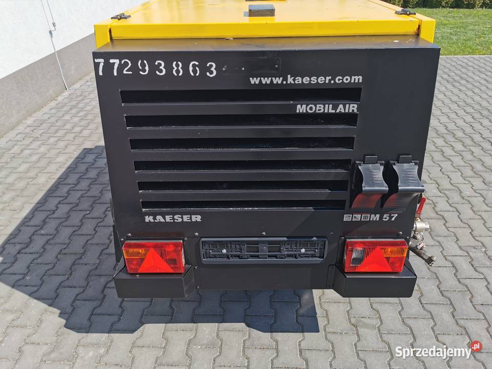 2015r 5700L SALON 1700mth Sprężarka śrubowa Borzęcice