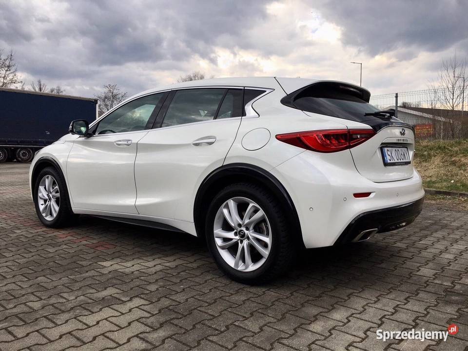 Sprzedam INFINITI Q30 16 122 2016r bezwypadkowy odtwarzacz DVD Imielin