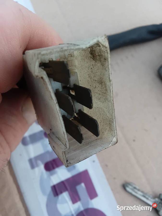 Stacyjka Fiat 126p 125p Polonez osobowe warmińsko-mazurskie Milejewo