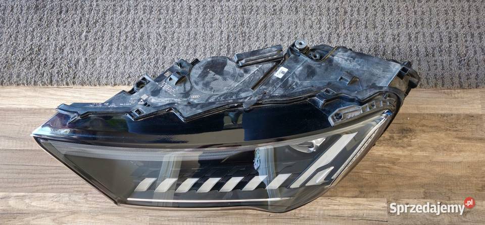 Audi Q7 4M Reflektor kompletny FULL LED Matrix