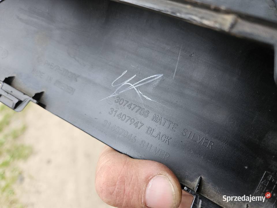 VOLVO XC40 RDESIGN SPOILER LISTWA DOKŁADKA Międzychód