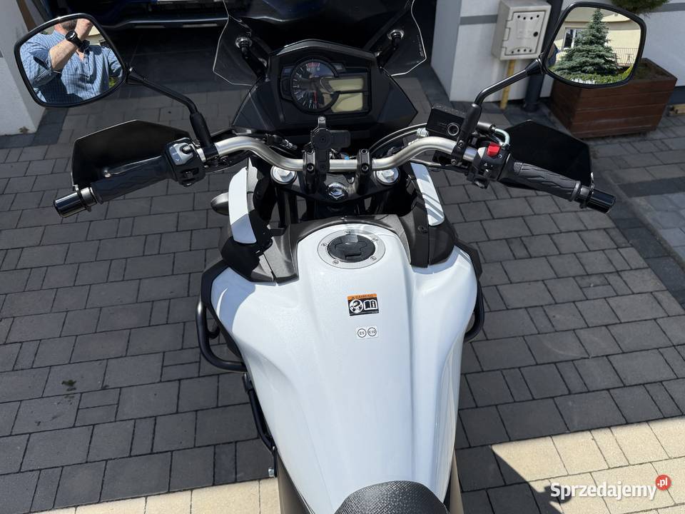 Suzuki VStrom DL 650 prod 2023 salon Polska turystyczny