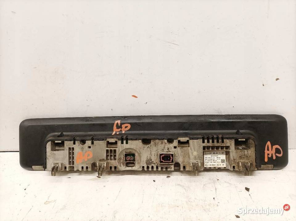 LICZNIK 2479008211 MercedesBenz CLAklasa II 2019