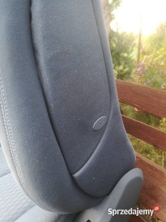 Fotele W211 Mercedes elektryczne Air Bag Welur osobowe sprzedam