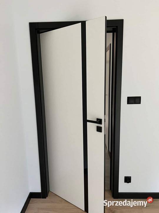 DRZWI Z OŚCIEŻNICAMI KAŻDY WYMIAR INDYWIDUALNE Drewno Kozienice