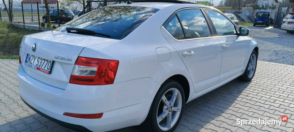 koda Octavia Bogate wyposaż 70tkm 4cylindry III lakier metallic