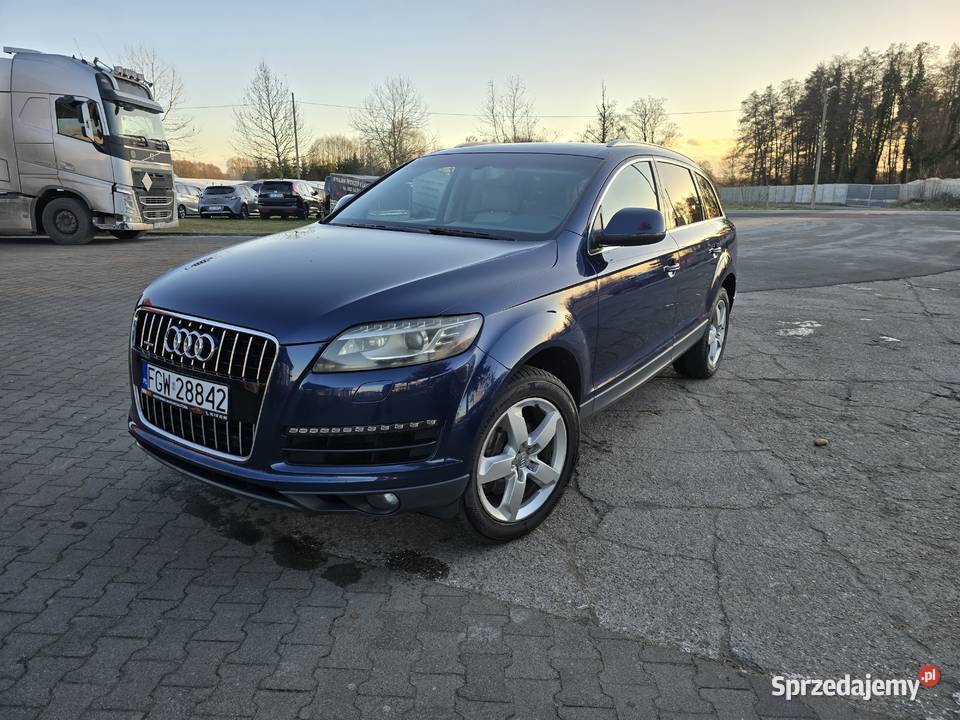Audi Q7 z 2012 solidne 30 TFSI ze stałym Quattro sprzedam