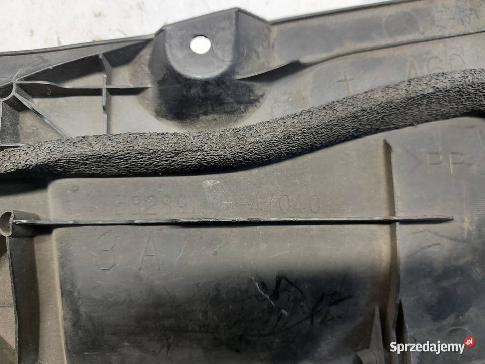 TOYOTA PRIUS Osłona pasa przód 5828947040