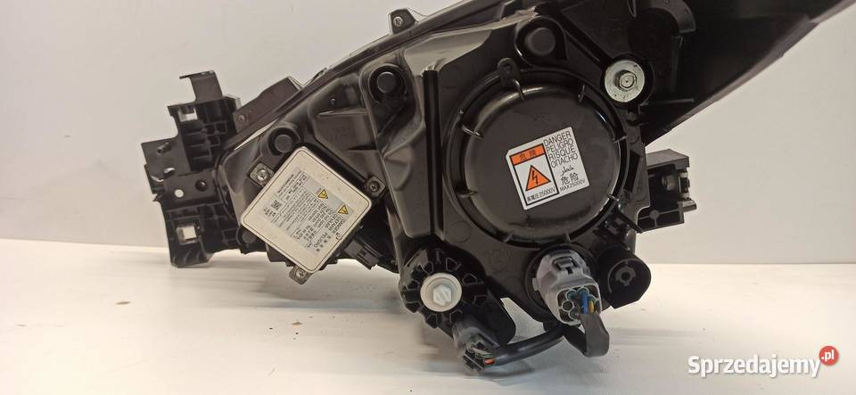 MAZDA 3 LAMPA PRAWY PRZÓD ANGLIK BHT551030 RHD osobowe