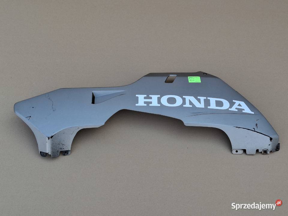 HONDA CBR 600RR PŁUG PRAWY OWIEWKA OSŁONA PRAWA Bieleń