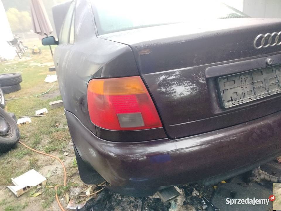 Audi a4b5 16 benzyna części Sekursko