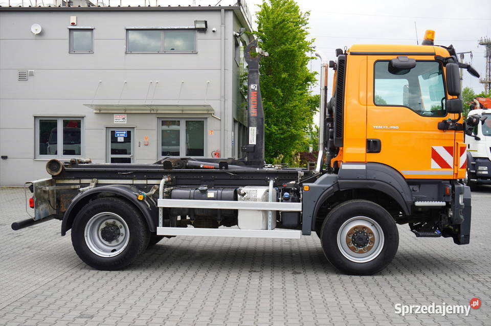 MAN TGM 13290 4x4 30 hakowiec HIAB XR8S3250 DMC sprzedam