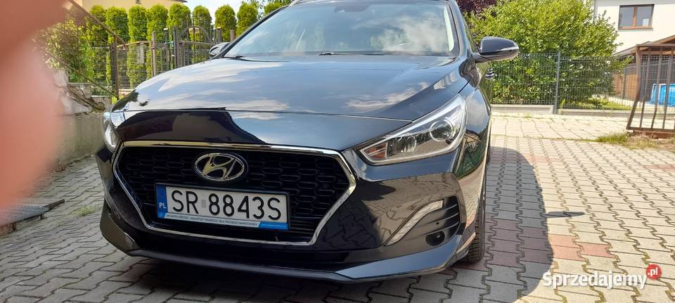 Hyundai i30 2018r 10 gdi kombiklimabogate światła przeciwmgielne Samochody osobowe Rybnik