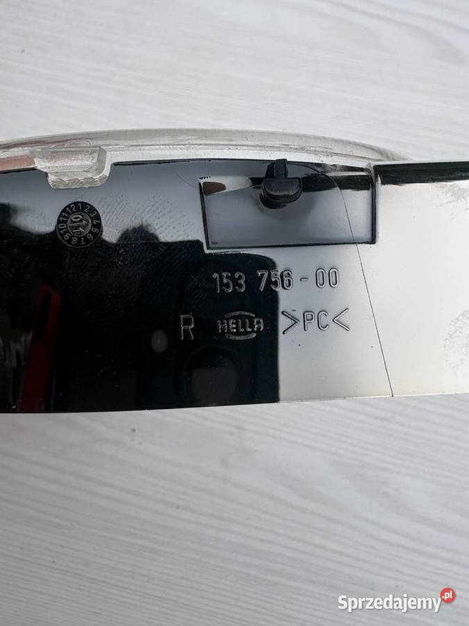 Para ramek chromowanych HELLA 153 75600 BMW E39 sprzedam