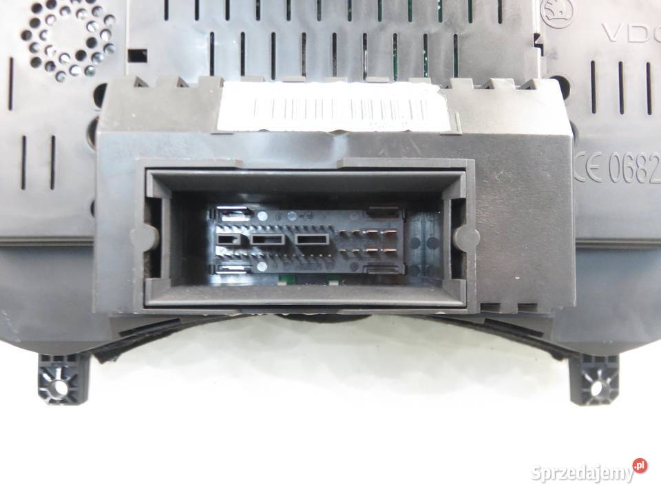 LICZNIK SKODA OCTAVIA II 19 TDI 1Z0920802D