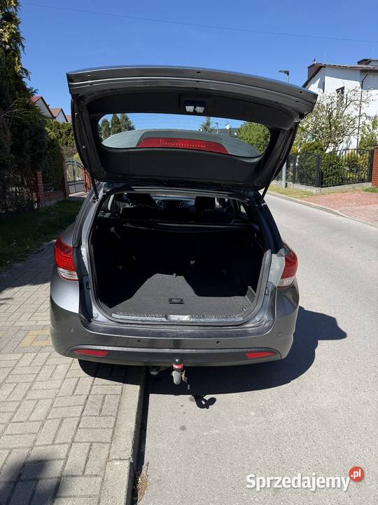 Sprzedam Hyundai i40 z 2014 r 17 CRDI Przebieg i40