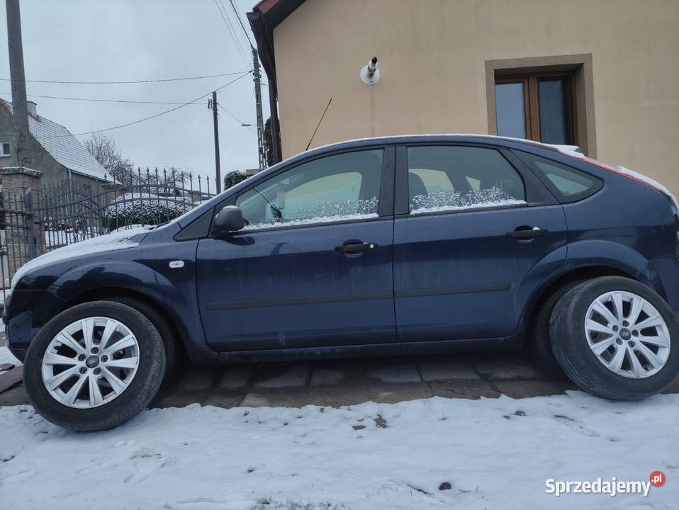Ford Focus II 16 benzyna hatchback manualna Kętrzyn