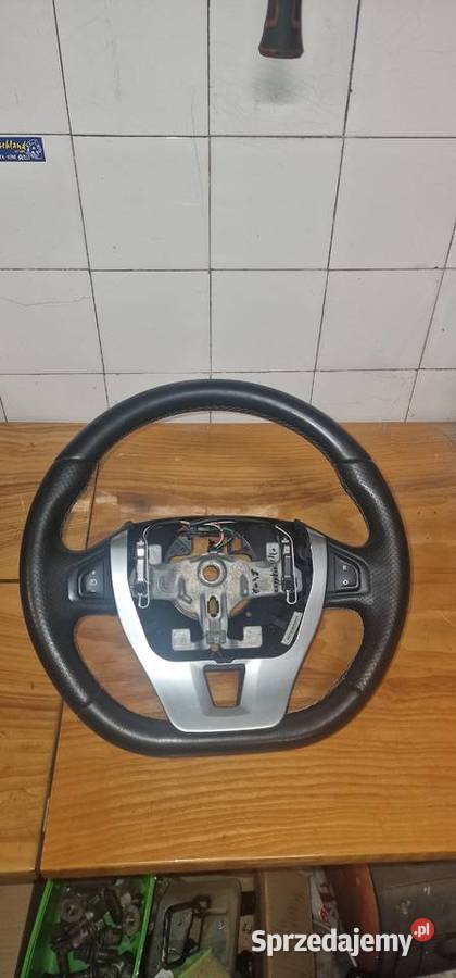 Kierownica Renault Laguna 3 Stan idealny Rok produkcji 2011 Świętochłowice