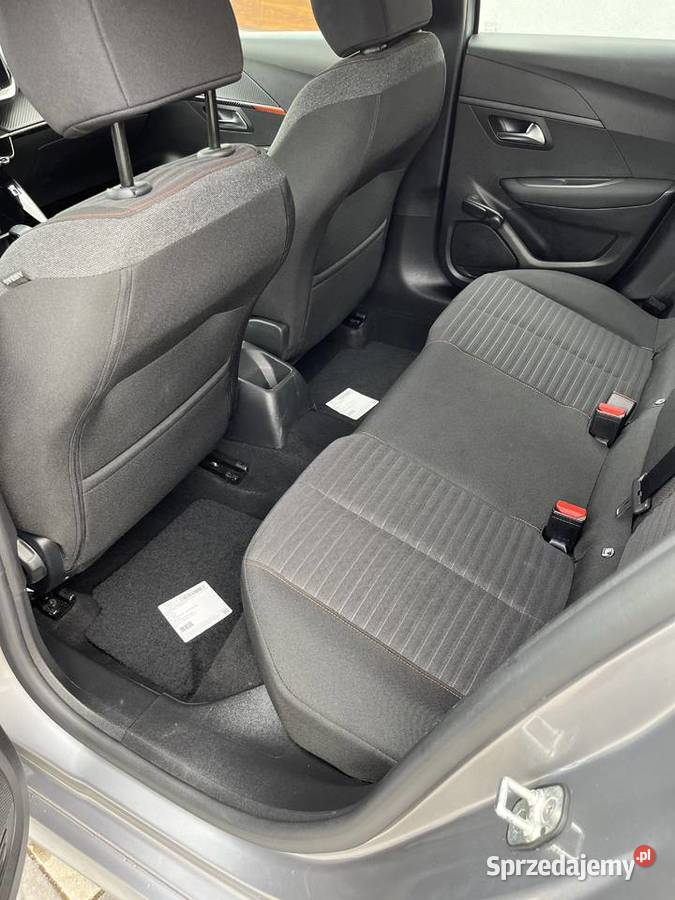 Peugeot 208 z 2022roku poj 12 benzynaprzebieg 30 Ciechocinek sprzedam