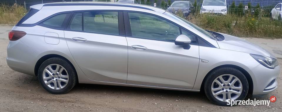 Opel Astra Opel Astra 16 CTDI Sports Tourer 136 Szczecin