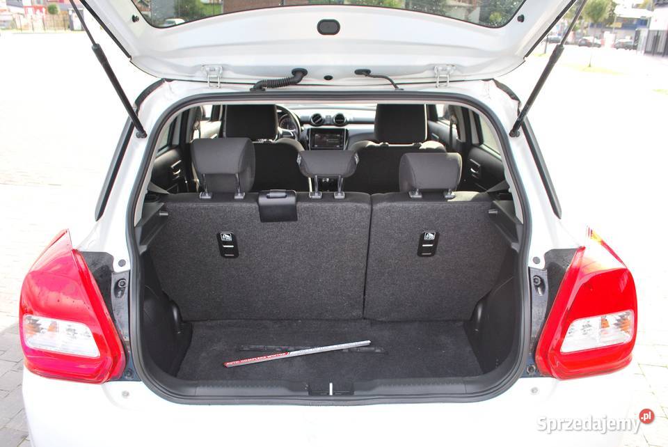 Suzuki Swift 4x4 12 Hybryda 90 Klima Alufelgi podgrzewane fotele Nowy Sącz