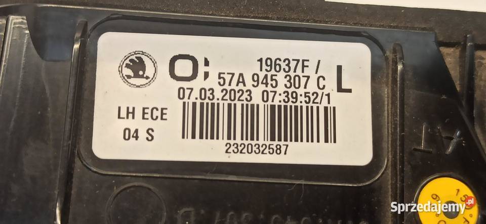 SEAT ATECA SKODA KAROQ LAMPA LEWY TYŁ W KLAPE dolnośląskie
