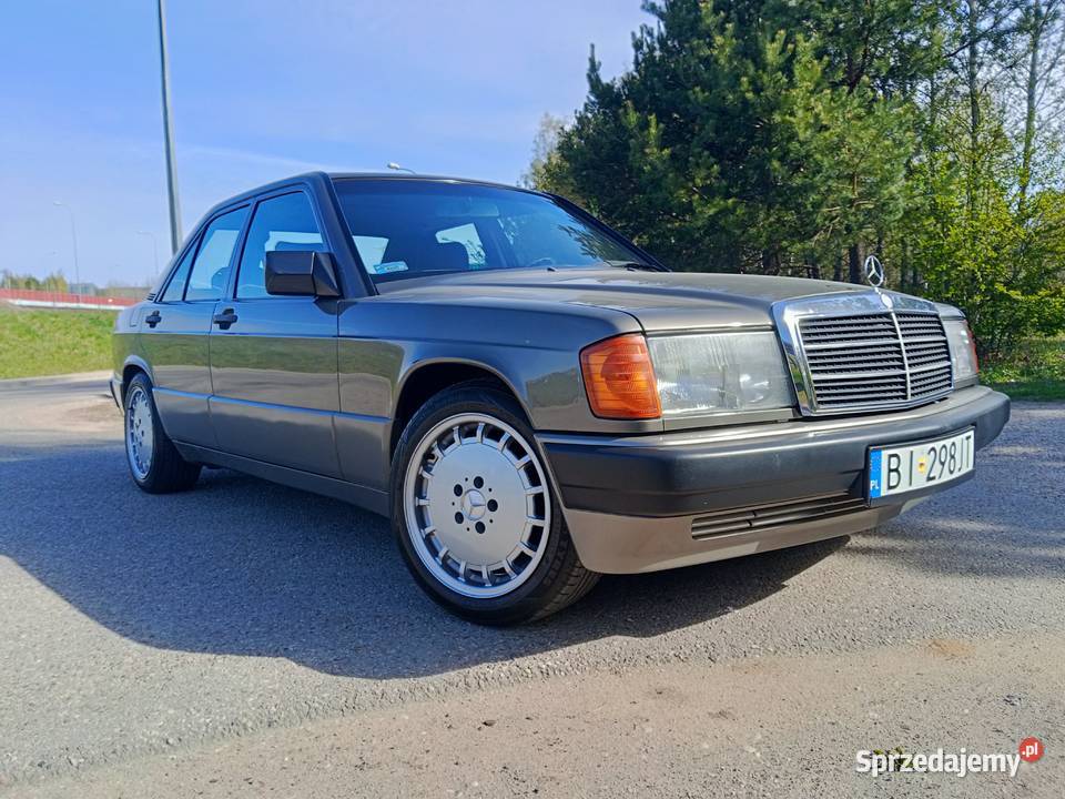 Mercedes 190 W 201 20 PB Super stan Felgi Rok produkcji 1988