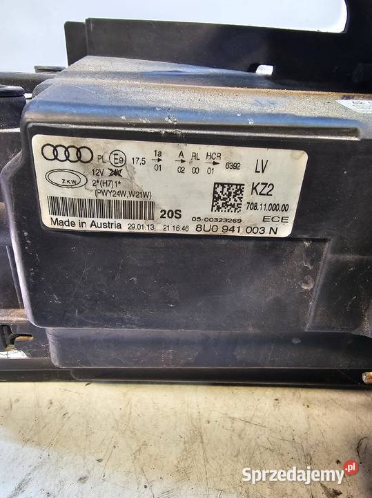 REFLEKTOR LEWY ZWYKŁY AUDI Q3 8U 8U0941003N osobowe Przystajń