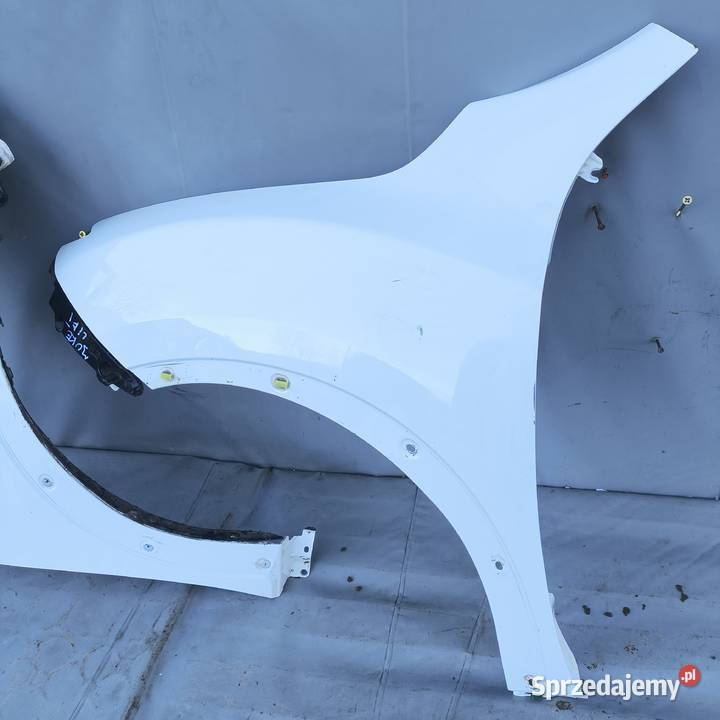 NISSAN JUKE F15 LIFT BŁOTNIK LEWY PRAWY PRZEDNI Karoseria