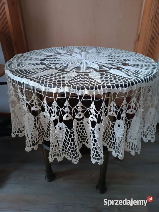 Duże serwety małe obrusy ręcznie robione małopolskie Gorlice