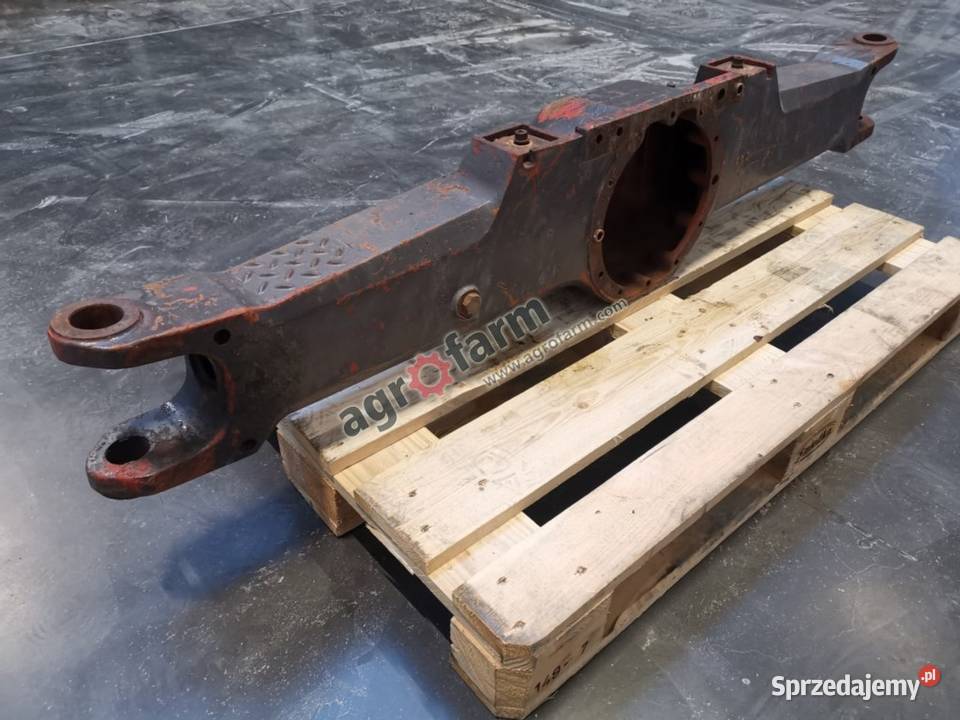 Obudowa przedniego mostu Massey 3630 3610 3650 Byków