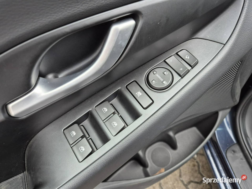 Hyundai i30 15 TGDI 140 DCT Wersja Smart pakiet 1482cm3 Łódź