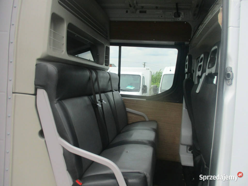 Iveco Daily 35C18 30 HPI 180 brygadówka 6 osób serwisowany w ASO Dębica