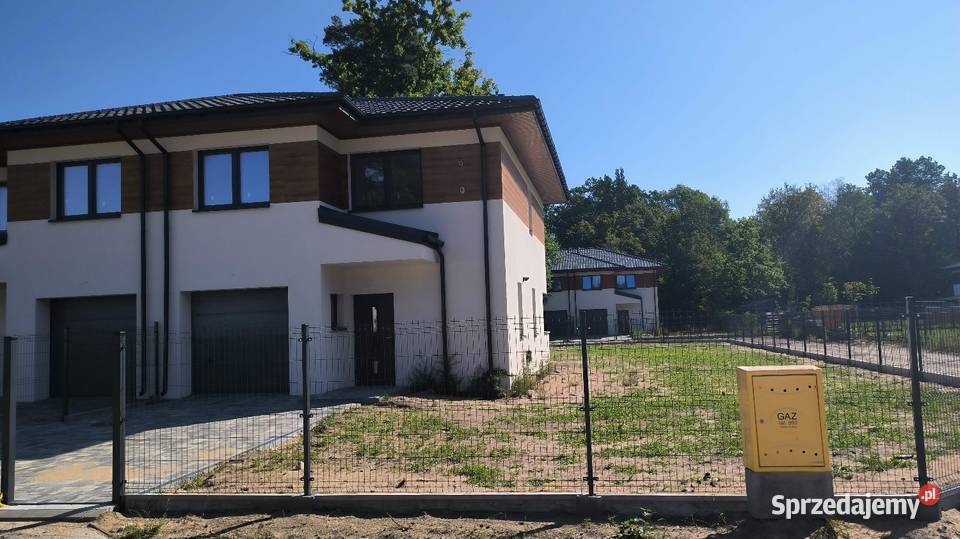 Nowoczesny dom lasu Bezpośrednio mazowieckie