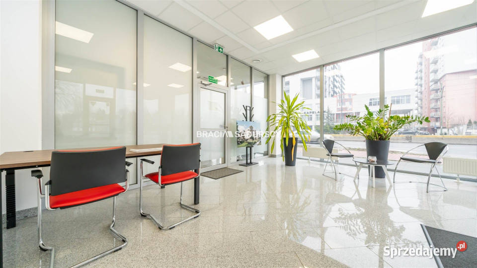 wynajmu lokalu 6551m2 Kraków