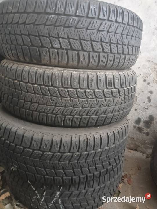 Opony zimowe 235 65 17 Bridgestone Samochodowe Nysa